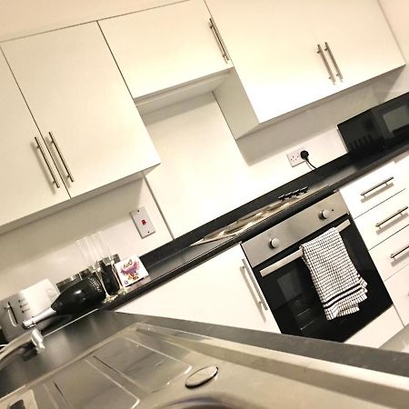 Central Spacious 2 Bedroom By Union Square Free Parking Aberdeen Exterior foto